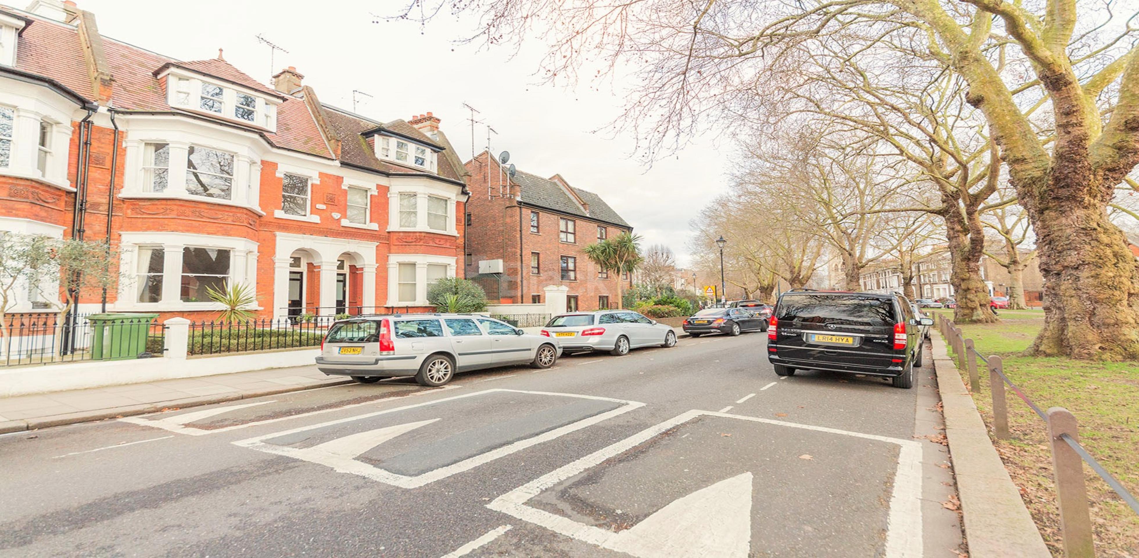 			1 Bedroom, 1 bath, 1 reception Flat			 Brook Road, HAMMERSMITH W6